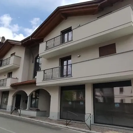 Glicine Apartamento Borgosesia